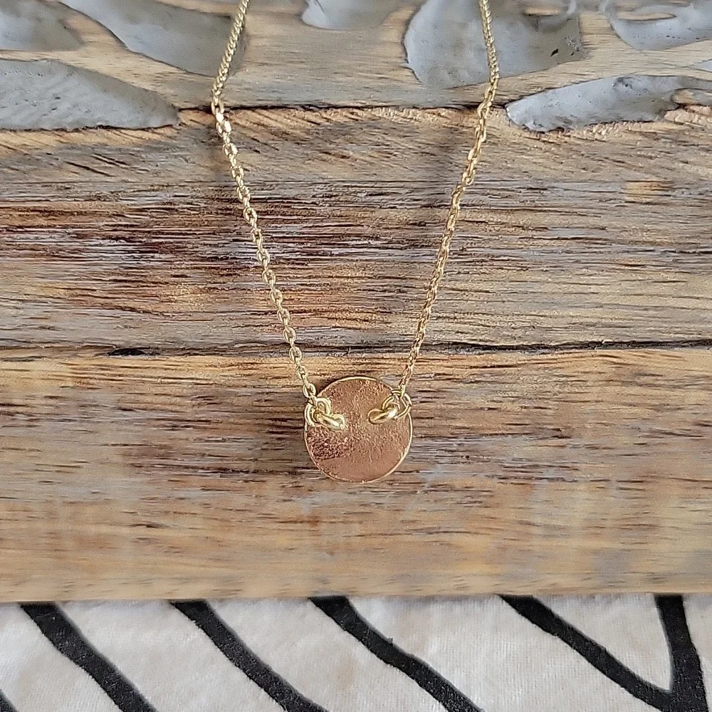 Compass Necklace - Picture 5 of 7